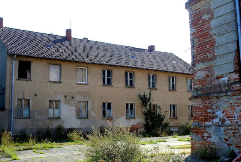 Schloss und Burg Zichow, Germany